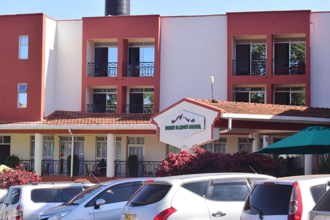 Meru Slopes Hotel Exteriér fotografie
