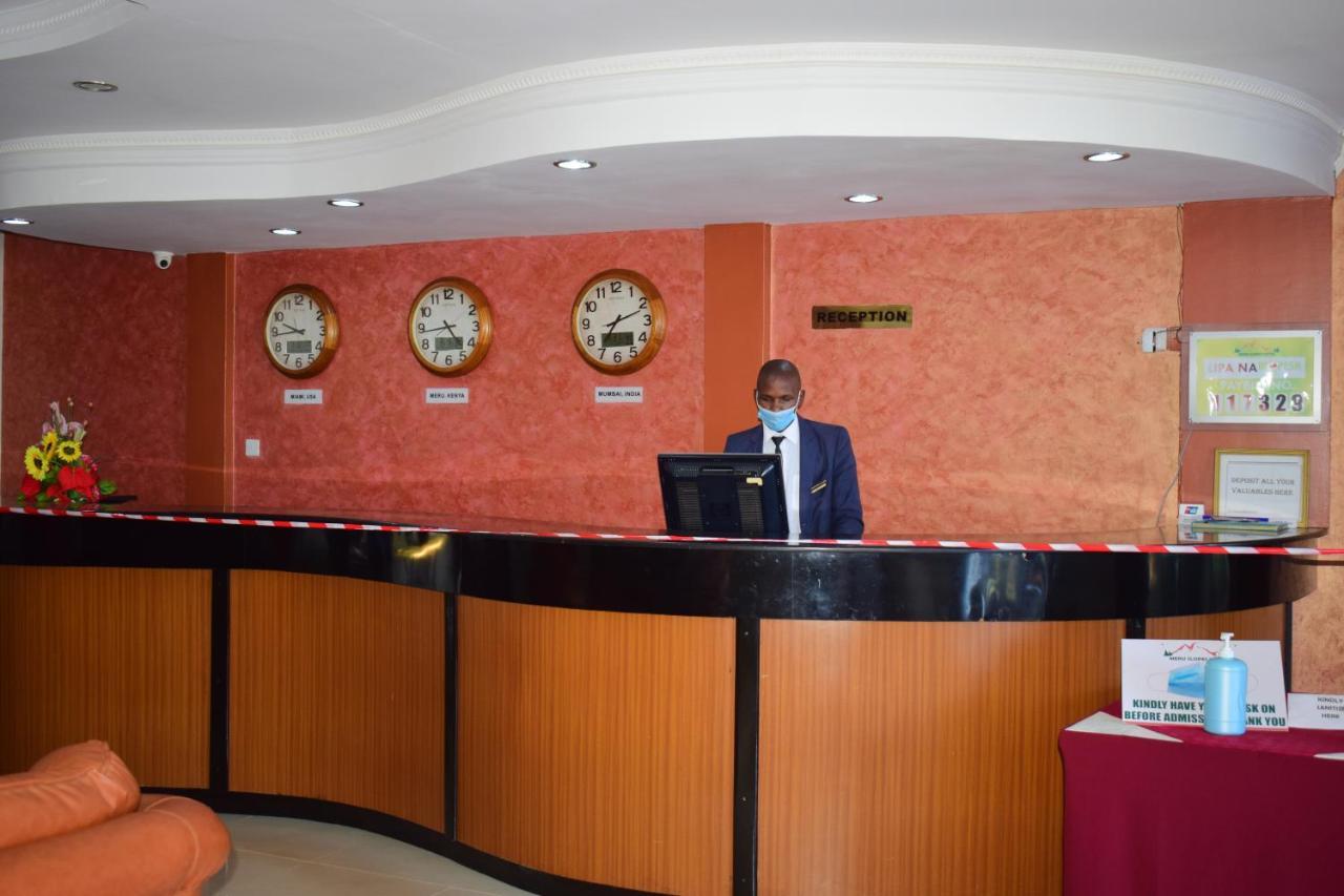 Meru Slopes Hotel Exteriér fotografie