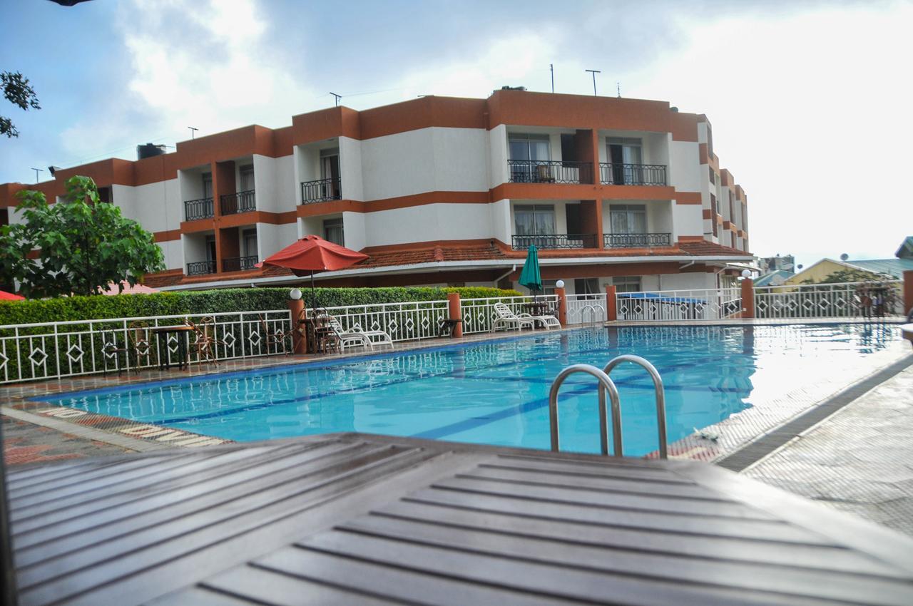 Meru Slopes Hotel Exteriér fotografie